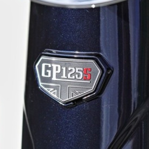 Royal Alloy Royal Alloy GP125S Front Badge